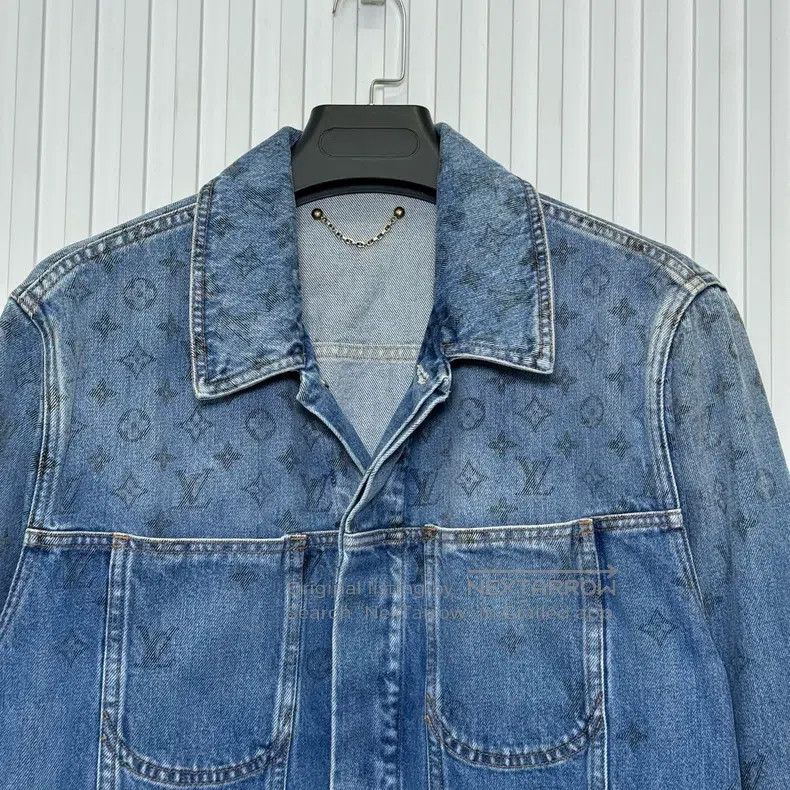 Louis Vuitton Louis Vuitton Gradient print logo denim jacket Size US L / EU 52-54 / 3 - 3 Thumbnail