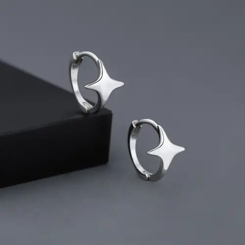 VIBE Retro punk y2k star earrings Size ONE SIZE - 3 Thumbnail