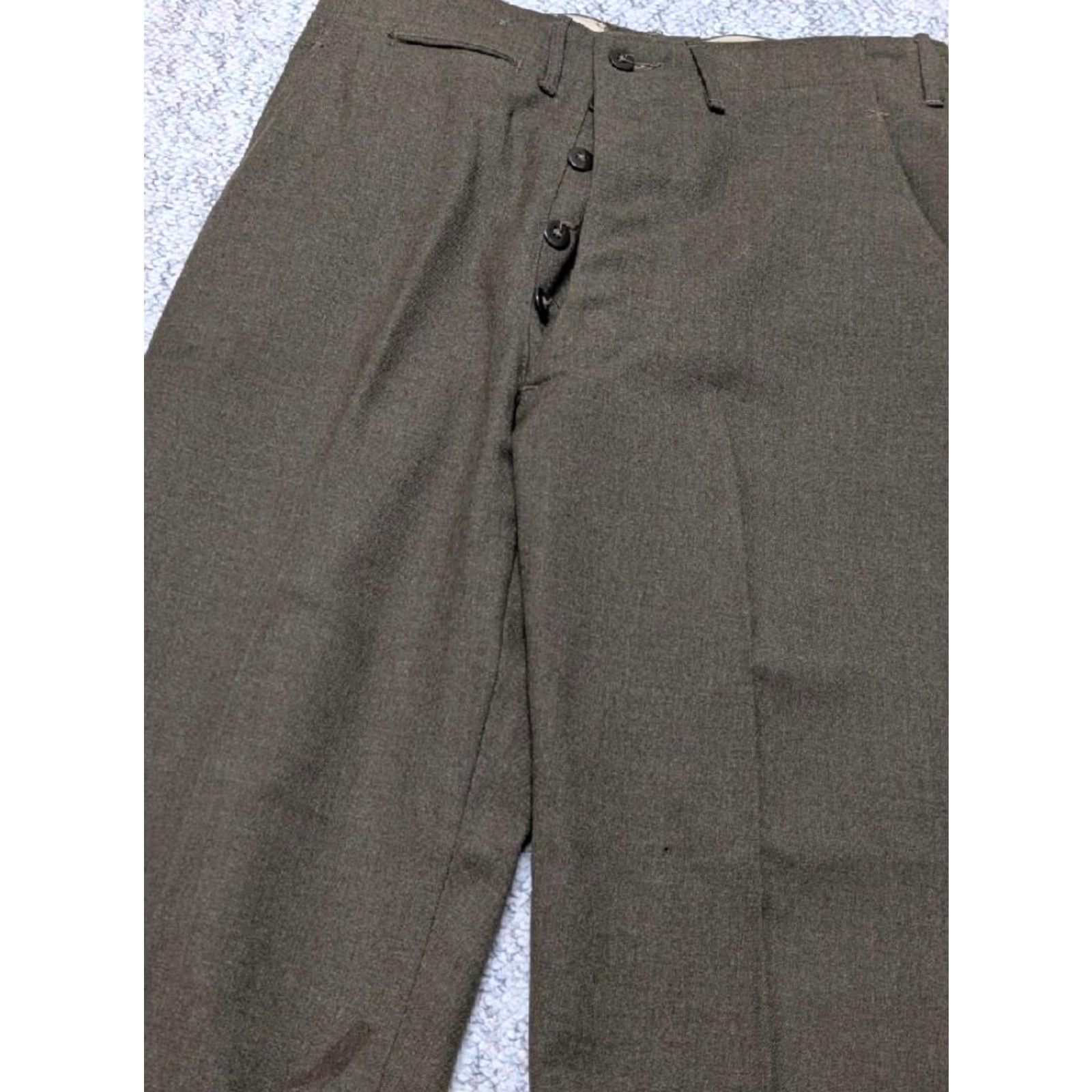 Vintage VINTAGE US Army Pants 1940s WW2 serge wool 32x32 Green Trousers Mens 32x32 Wool Green Vintage Military Field Front Button Closure Casual Wear Size US 32 / EU 48 - 5 Thumbnail