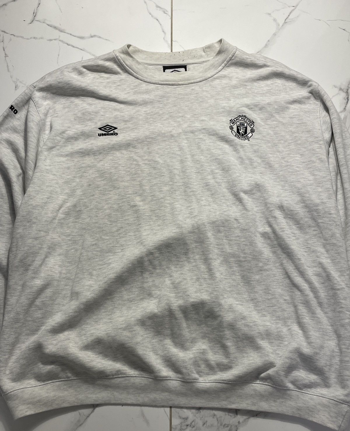 Umbro Vintage Umbro Manchester United Rare Sweatshirt Size US XXL / EU 58 / 5 - 2 Thumbnail