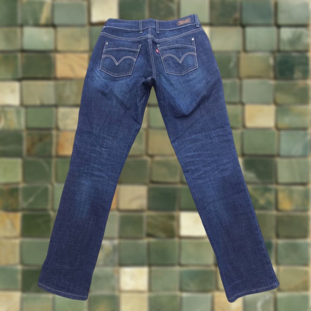 Levi's VINTAGE Levi's Levi's 529 Jeans Skinny Dark Wash 10 Women 30x31 Blue 2000s Denim Mens Womens Size 32" / US 10 / IT 46 - 1 Thumbnail