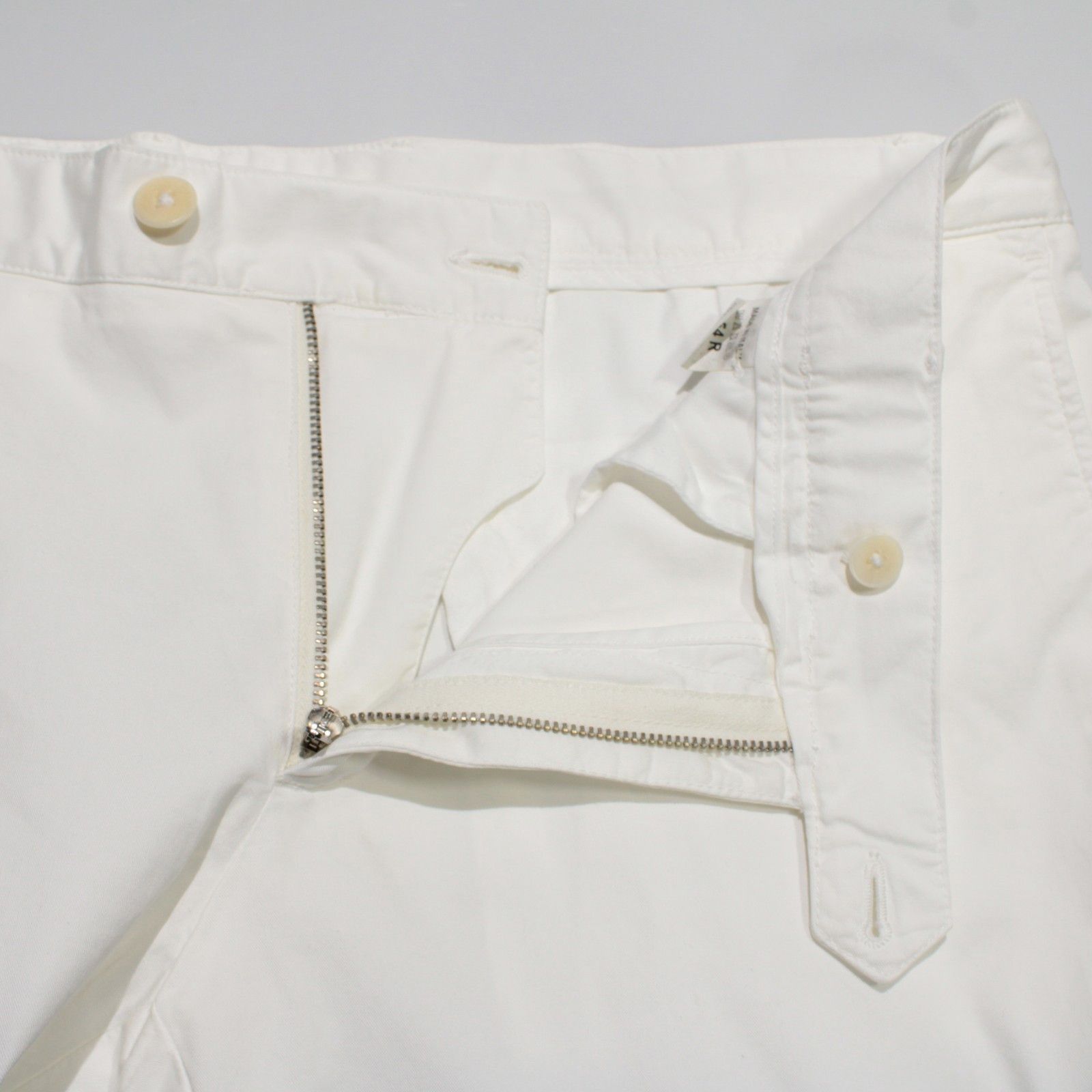 Isaia isaia New with tags Chino Size 38 US In White Size US 38 / EU 54 - 3 Thumbnail