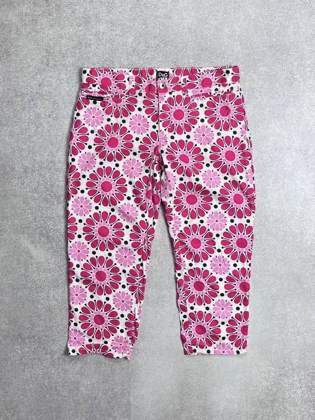 Dolce & Gabbana × Vintage VINTAGE DOLCE&GABBANA FLORAL PINK CAPRI SHORTS 27 Size 27" / US 4 / IT 40 - 3 Thumbnail
