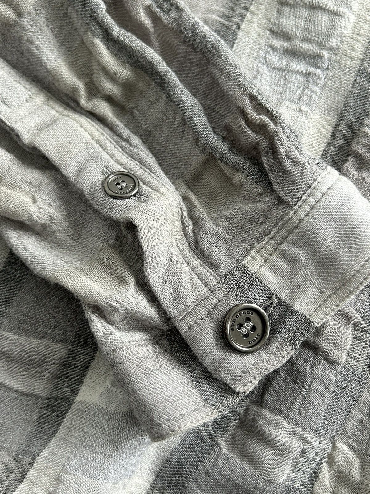 Burberry Burberry Brit nova check gray wool shirt women’s Size S / US 4 / IT 40 - 9 Thumbnail