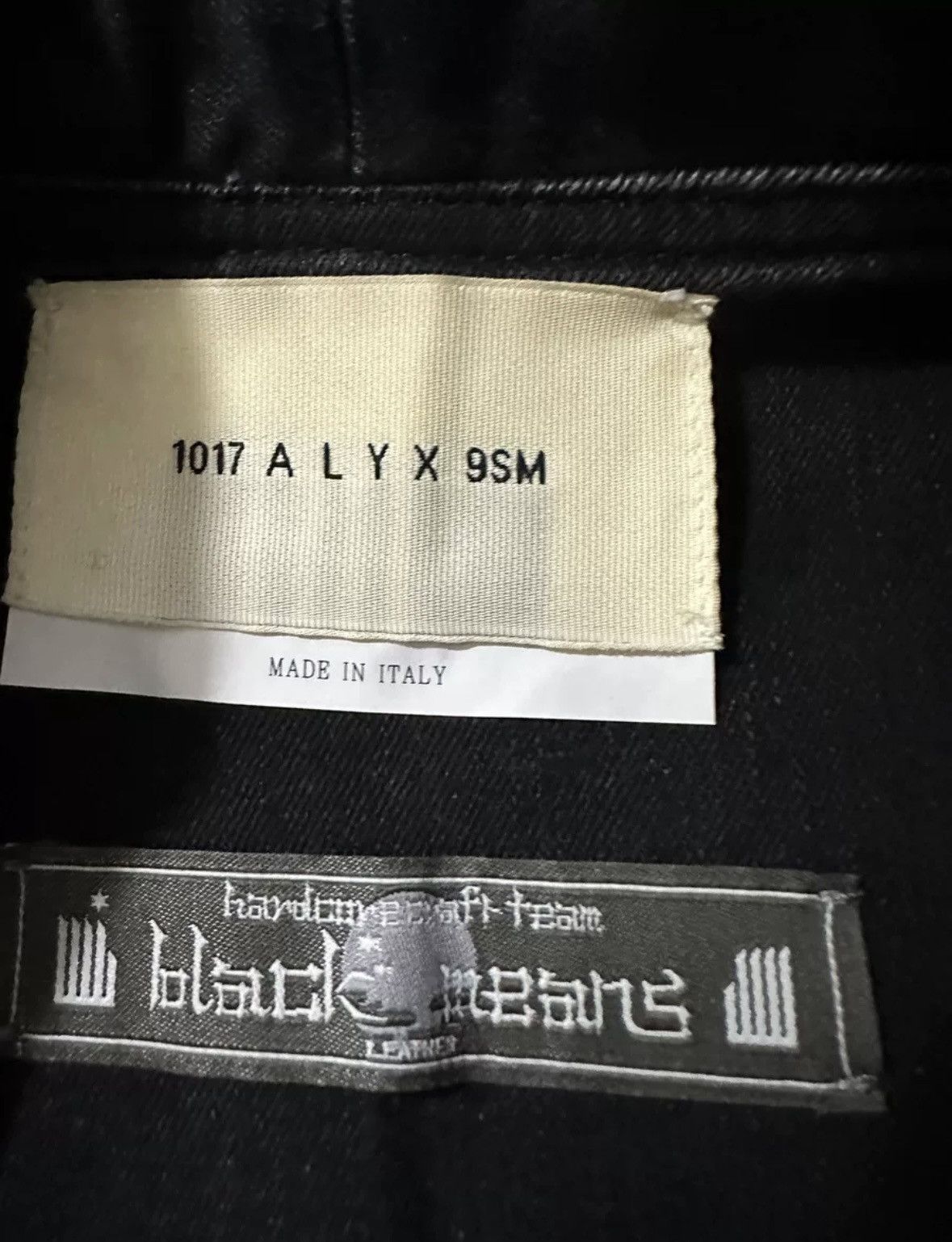 1017 ALYX 9SM 1017 alyx 9sm blackmeans corroded waist coats Size US M / EU 48-50 / 2 - 8 Thumbnail