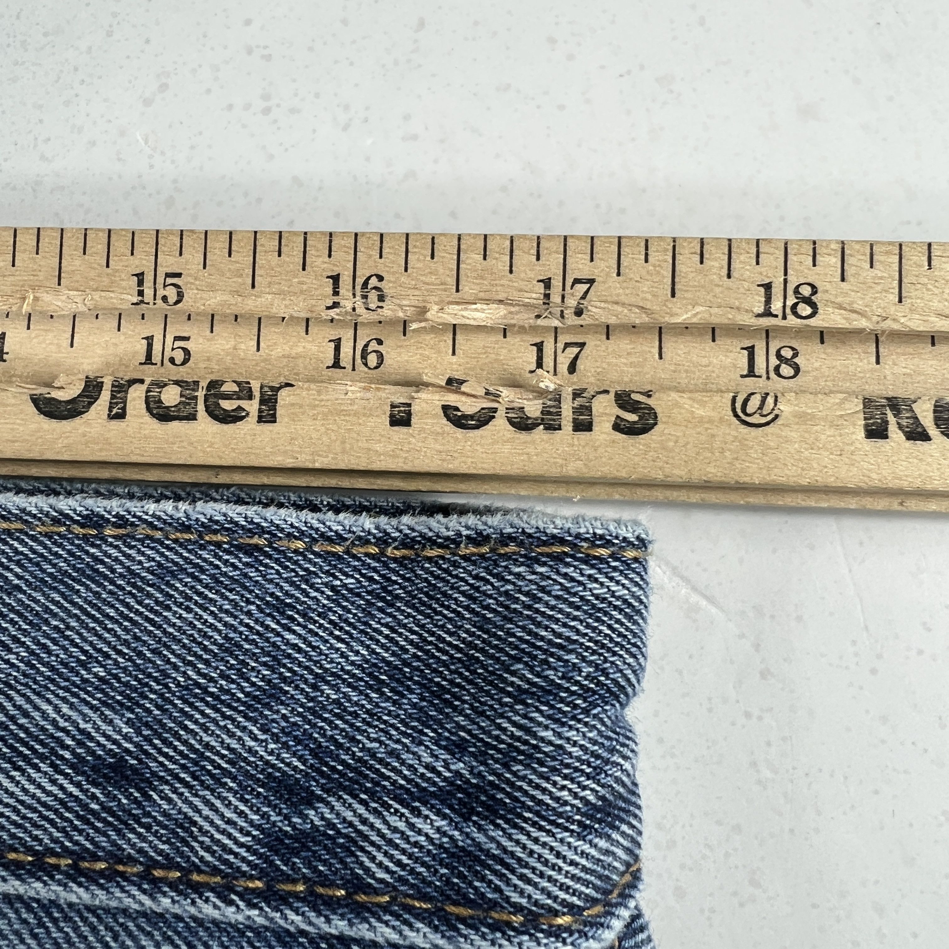 Levi's Levi's Jeans 505 Straight Leg Blue Faded Cotton Denim Size US 34 / EU 50 - 24 Thumbnail
