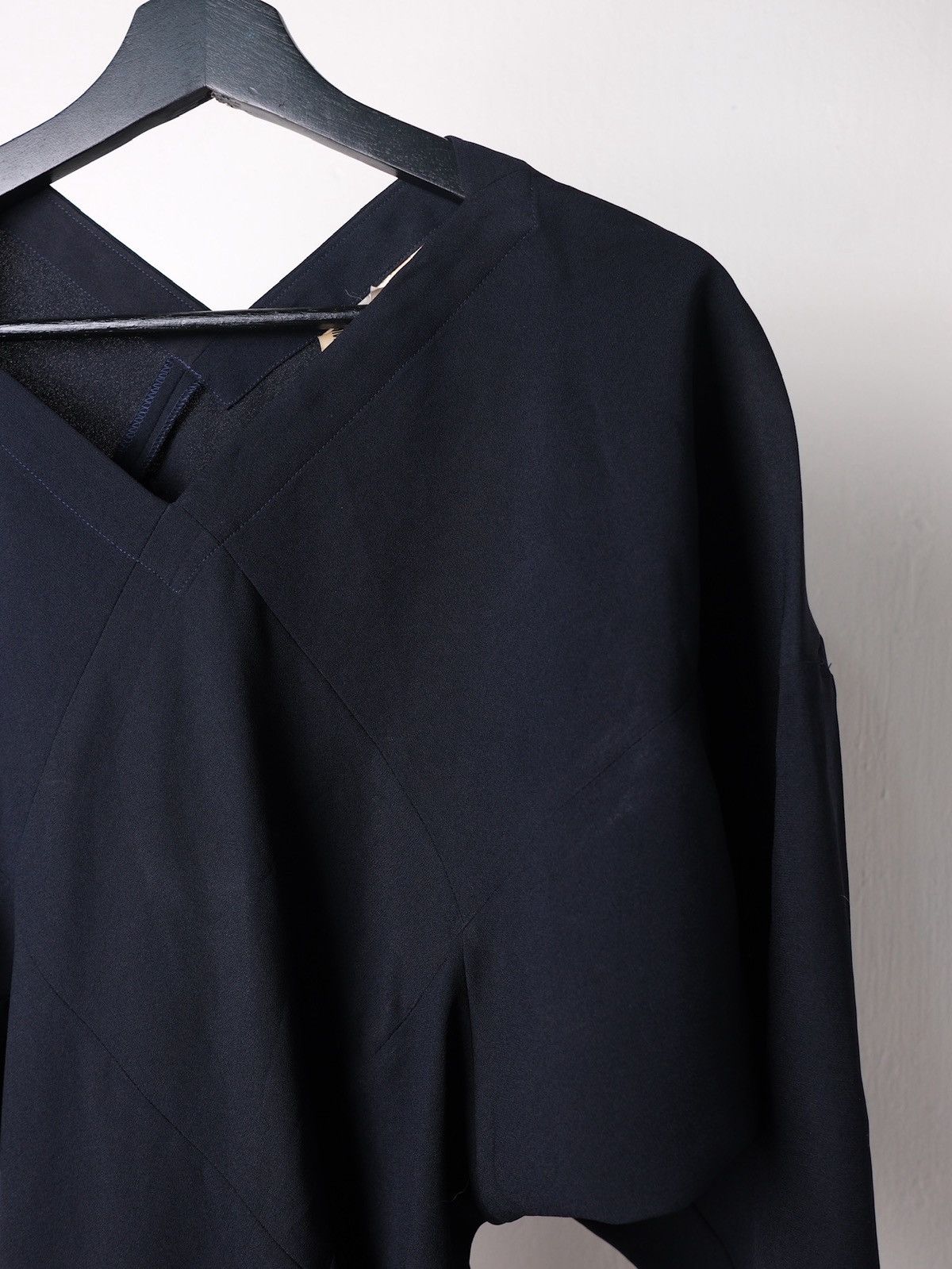 Comme des Garcons Mainline Comme Des Garcons Asymmetrical Top Size M / US 6-8 / IT 42-44 - 4 Thumbnail