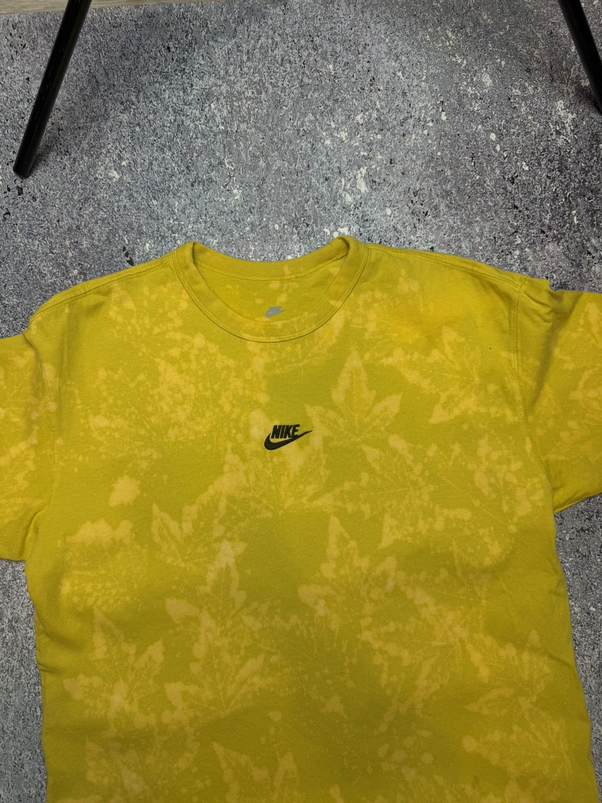 Nike 💥CRAZY TIE DYE NIKE LEAVES TEE REALTREE STYLE Size US M / EU 48-50 / 2 - 9 Thumbnail