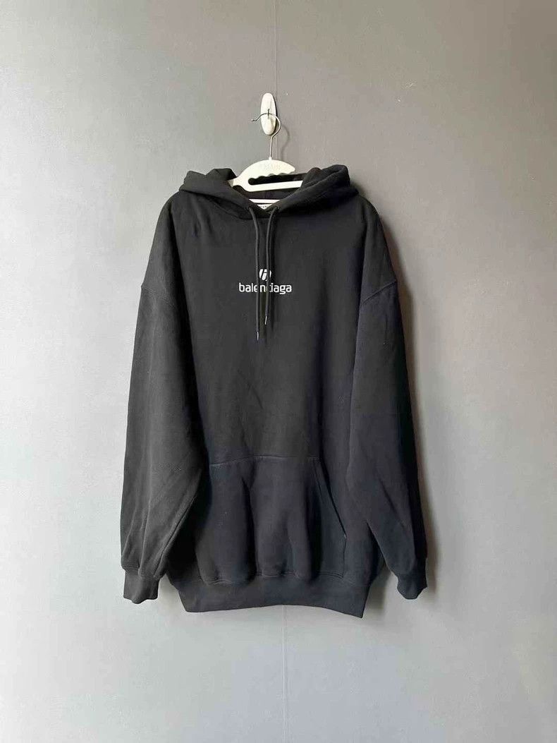 Balenciaga Football Hoodie 2501-Nextarrow