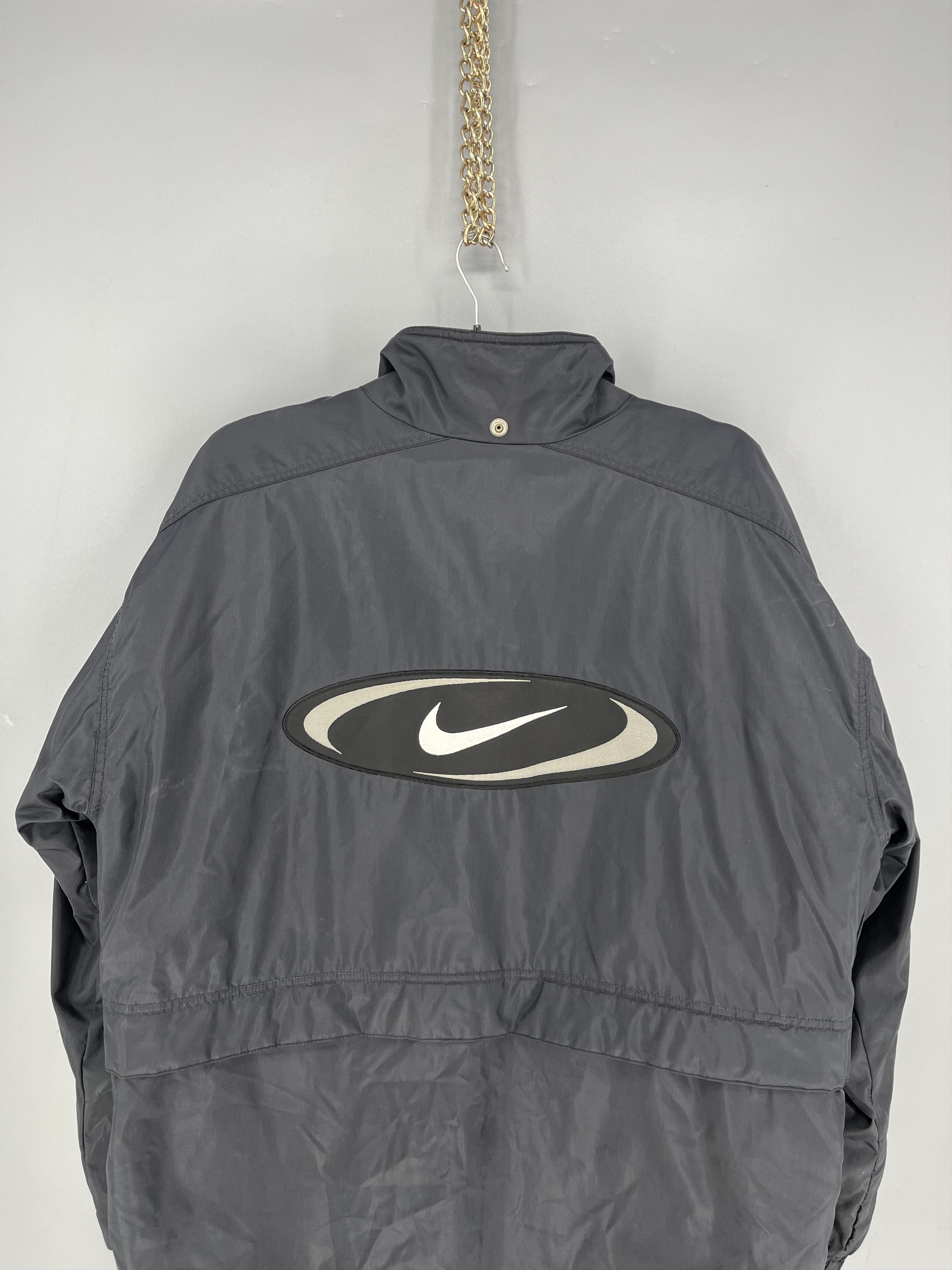 Nike Vintage Nike Zip up Black Jacket Size XL Size US XL / EU 56 / 4 - 11 Thumbnail