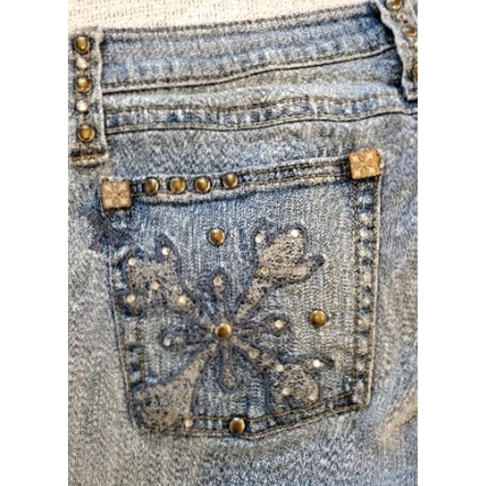Wrangler VINTAGE Wrangler Jeans Womens 5 Pocket Light Blue Low Rise Slim 30in Embroidered Studded Rhinestone Y2K Houston 2000s Shirt? Size 27" / US 4 / IT 40 - 7 Thumbnail
