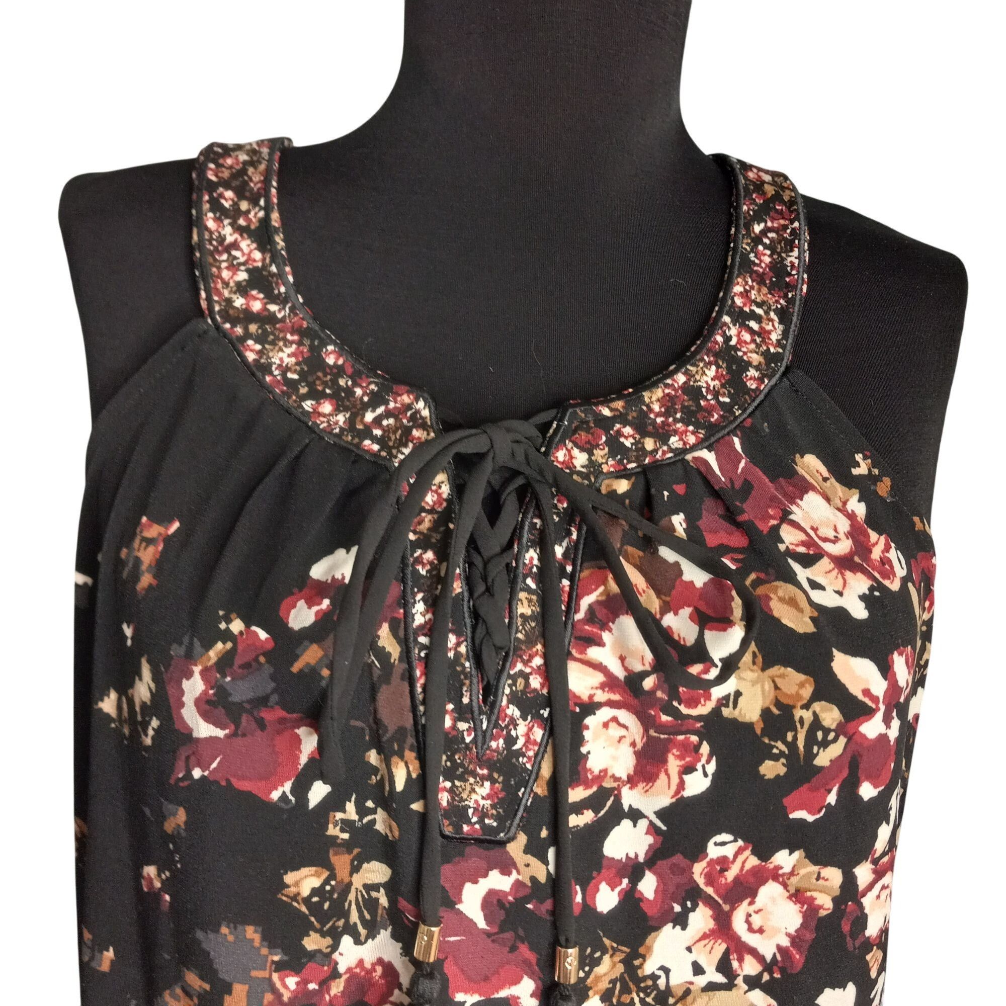 White House Black Market White House Black Market Sleeveless Floral Print Blouse Tie Size S / US 4 / IT 40 - 2 Thumbnail