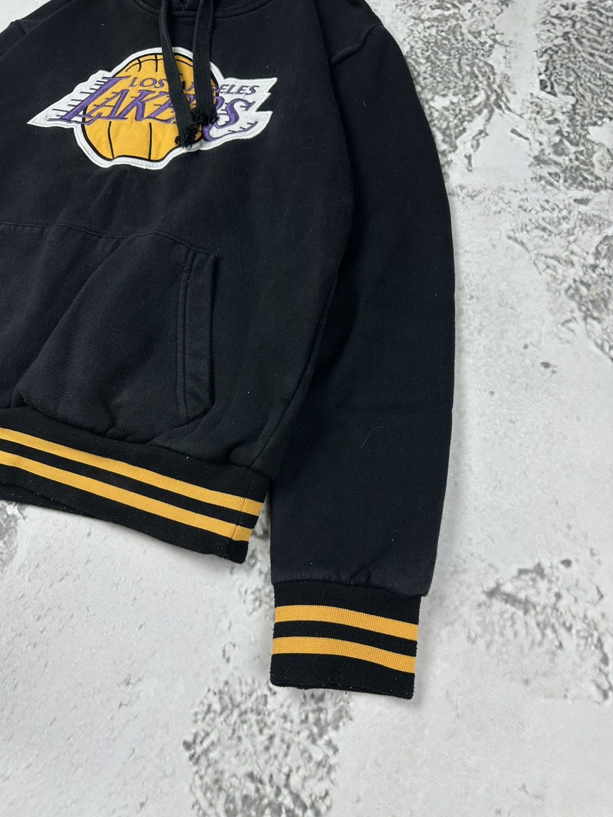 NBA Vintage y2k Basketball Collection Los Angeles Lakers Hoodie Size US M / EU 48-50 / 2 - 3 Thumbnail