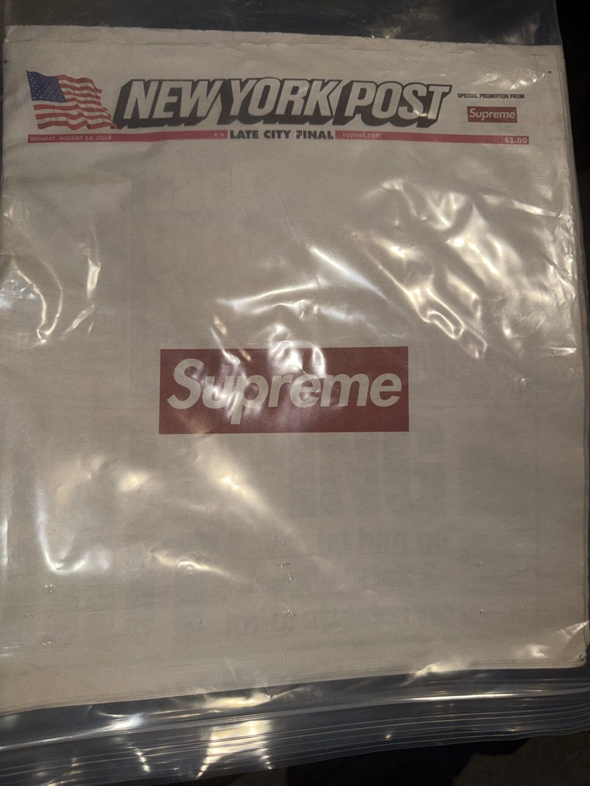 Supreme Supreme Yeezy 2018 New York Post Magazine Size ONE SIZE - 2 Thumbnail