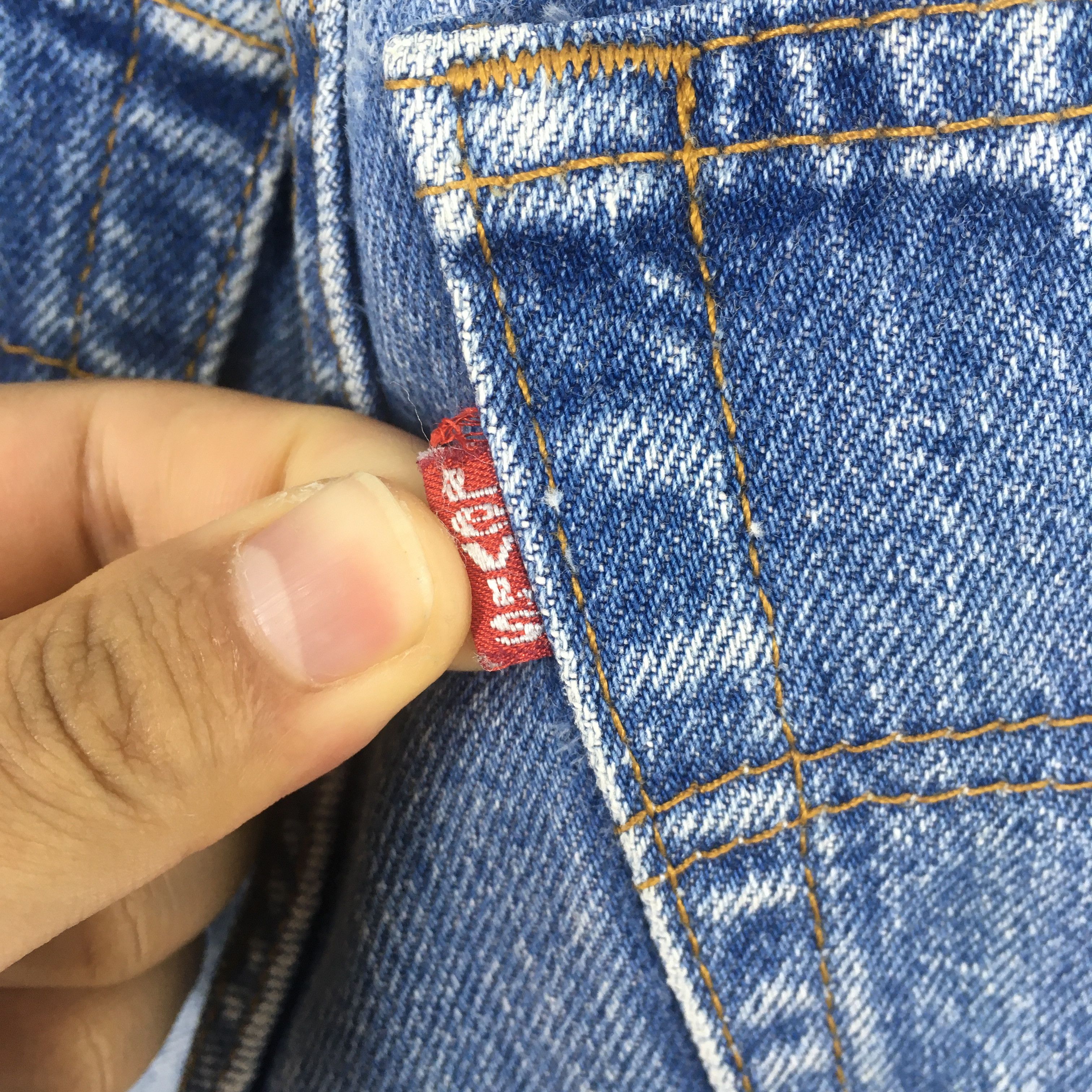 Levi's Size 22x31.5 Vintage 80s Levi's 501 Faded Blue Jeans S737 Size 22" - 13 Thumbnail