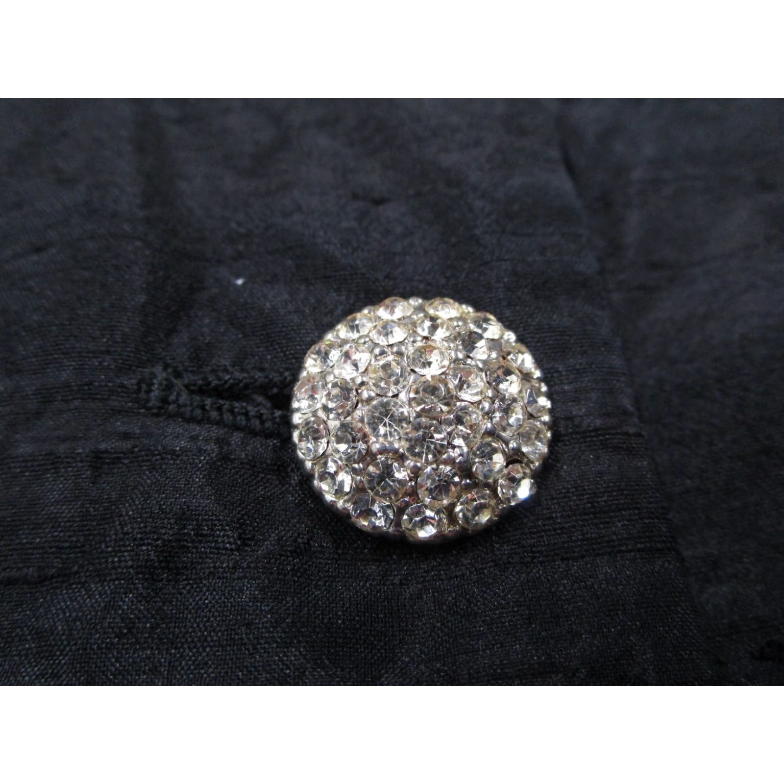 Vintage VINTAGE Claudio Lugli Blazer Women 40 Black Silk Dressy 80s Designer Tailored Three-Button Rhinestones Size S / US 4 / IT 40 - 3 Thumbnail