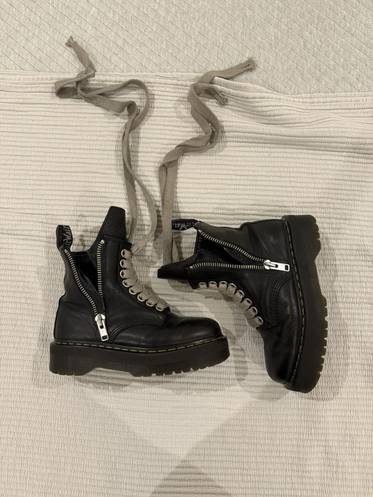 Rick Owens Rick Owens Doc Martens quadsole jumbolace Size US 9 / EU 42 - 1 Thumbnail