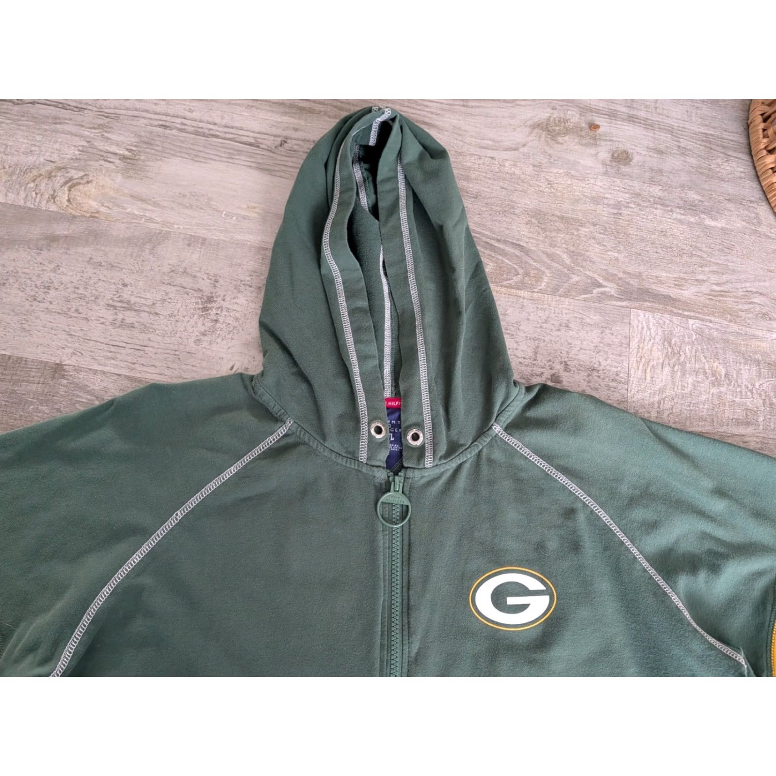 Tommy Hilfiger VINTAGE Tommy Hilfiger Women's Green Bay Packers Full Zip Hooded Sweatshirt Jacket XL Size XL / US 12-14 / IT 48-50 - 2 Thumbnail