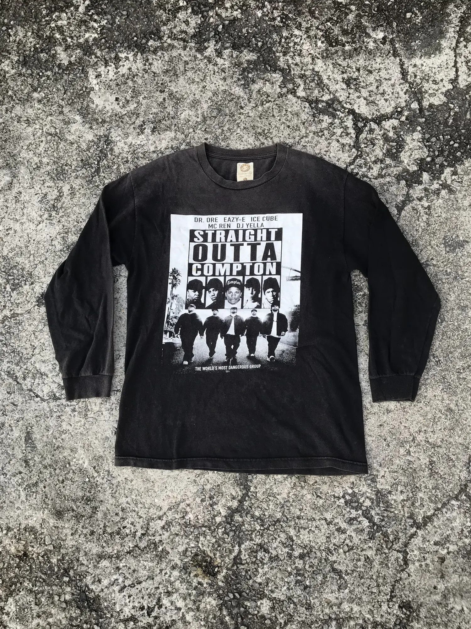 Vintage NWA Eazy-E Snoop Ice Cube Sun Faded Tee Size US L / EU 52-54 / 3 - 1 Thumbnail