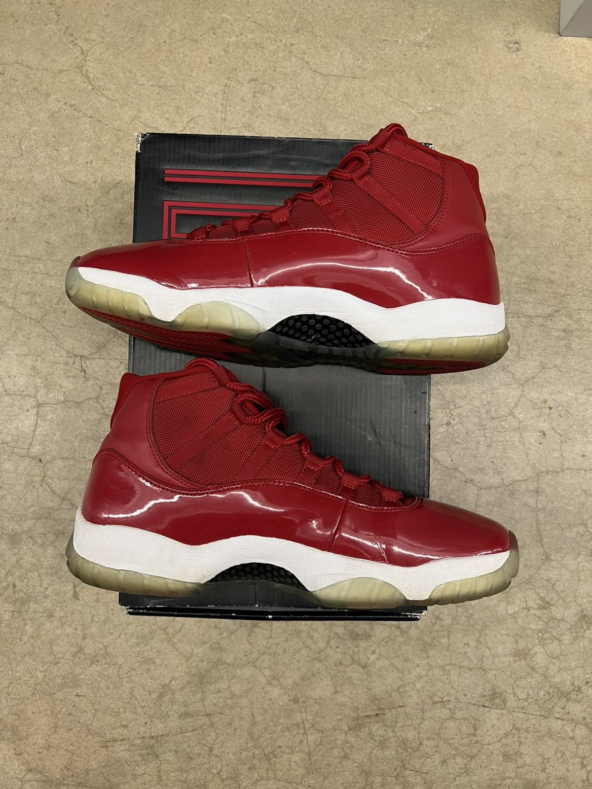 Jordan Brand Jordan 11 Retro Win Like ‘96 Size 11 Size US 11 / EU 44 - 3 Thumbnail
