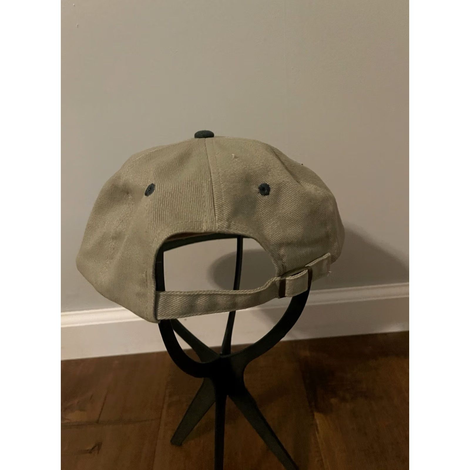 Vintage VINTAGE Golf Club Hat Cap Green Adjustable Strapback Head Shot Mens Landings at Spirit of St Louis MO Size ONE SIZE - 3 Thumbnail