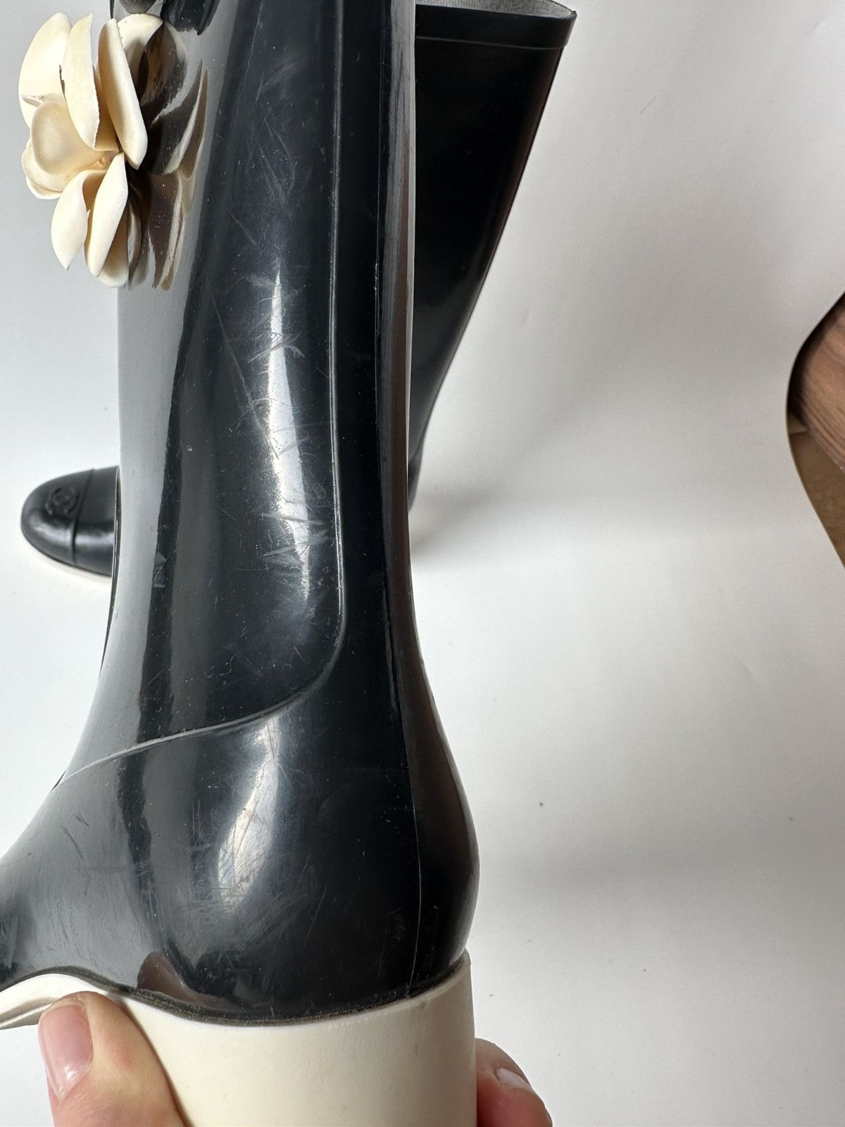 Chanel Chanel Black Rubber Camellia Flower Rain Boots Size US 7 / IT 37 - 15 Thumbnail
