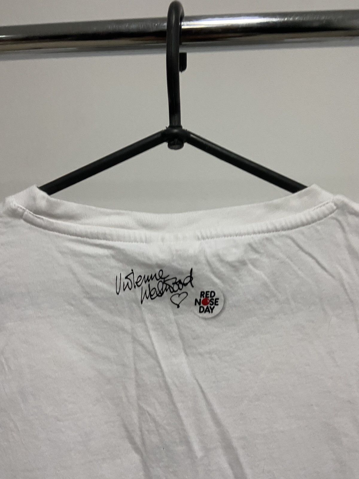 Vintage × Vivienne Westwood Vivienne Westwood T Shirt Vintage Red Nose Day big logo Size US L / EU 52-54 / 3 - 4 Thumbnail