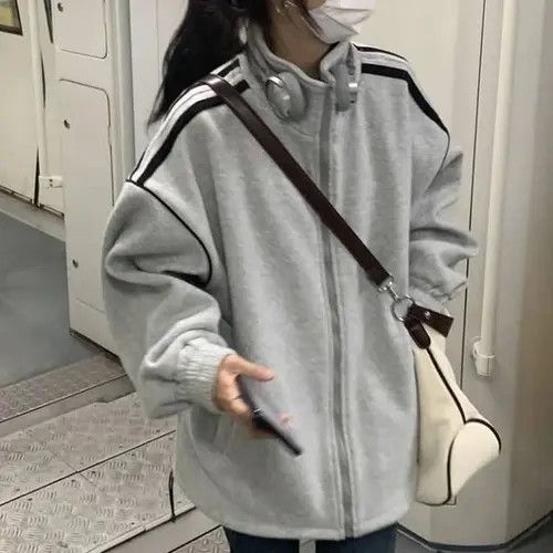 image of Vintage Women's Zipped Sweatshirt In Style Y2K in Grey (Size Large)
