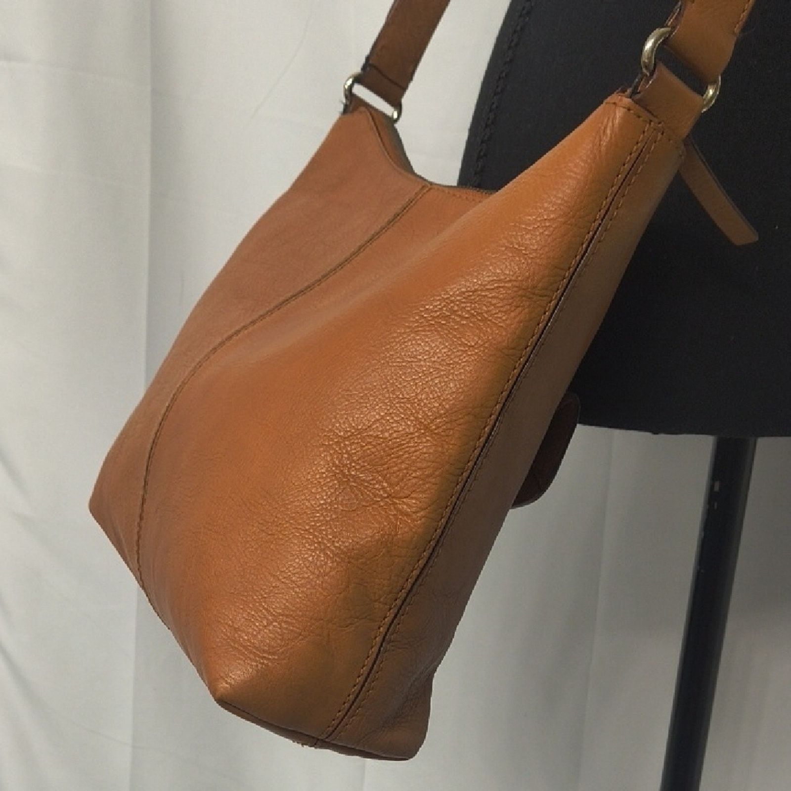 Kate Spade Y2K Kate Spade Leather Shoulder Bag With Hook Lock Pocket Size ONE SIZE - 7 Thumbnail