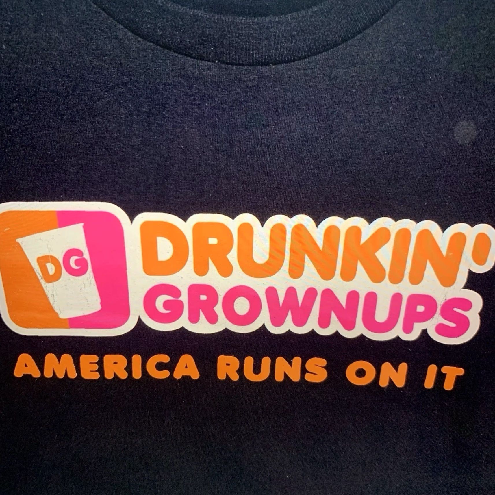 Gildan VINTAGE Gildan T-Shirt Men Large Blue Funny Dunkin Donuts Parody Drinking Humor Crew Neck Unisex Adults Size US L / EU 52-54 / 3 - 4 Thumbnail