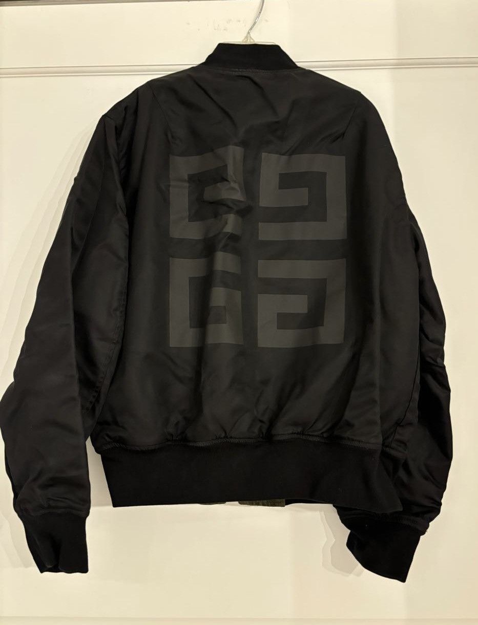Givenchy $3.8k Givenchy Reversible Denim Bomber Jacket Size US L / EU 52-54 / 3 - 8 Thumbnail