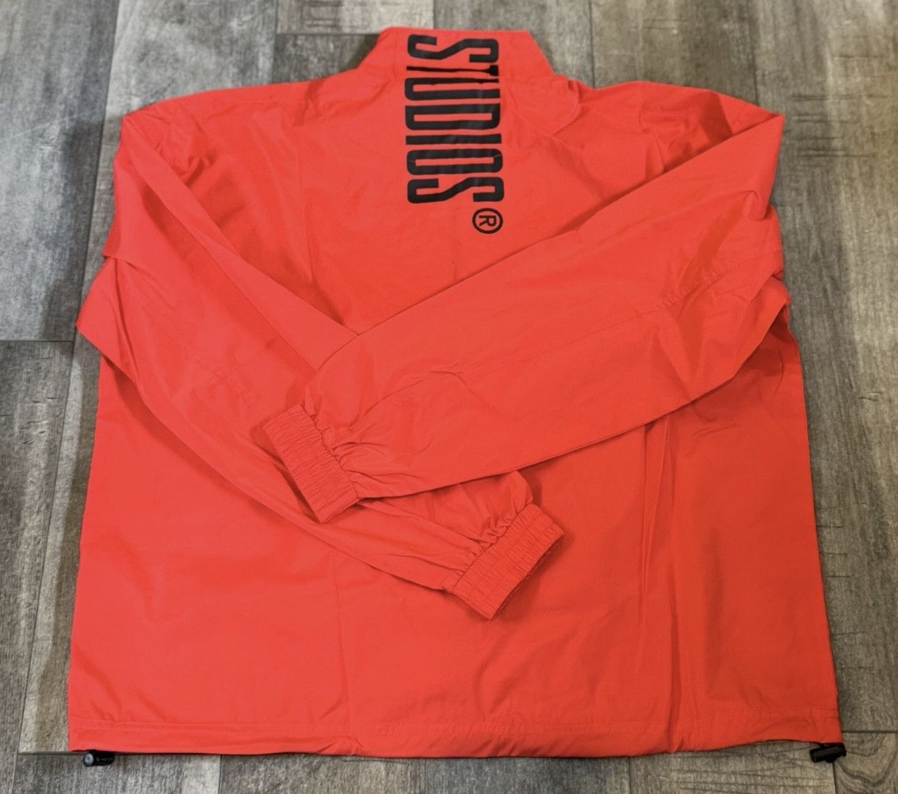 NWT Supervsn S-Grid Windbreaker Red XS Hype MSRP $168
