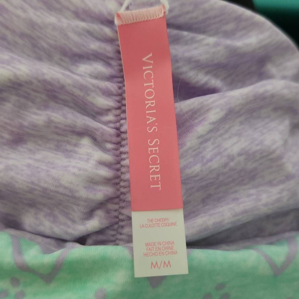 Victoria's Secret Victoria's Secret Women's Size Medium Purple Teal Reversible Size 30" / US 8 / IT 44 - 3 Thumbnail