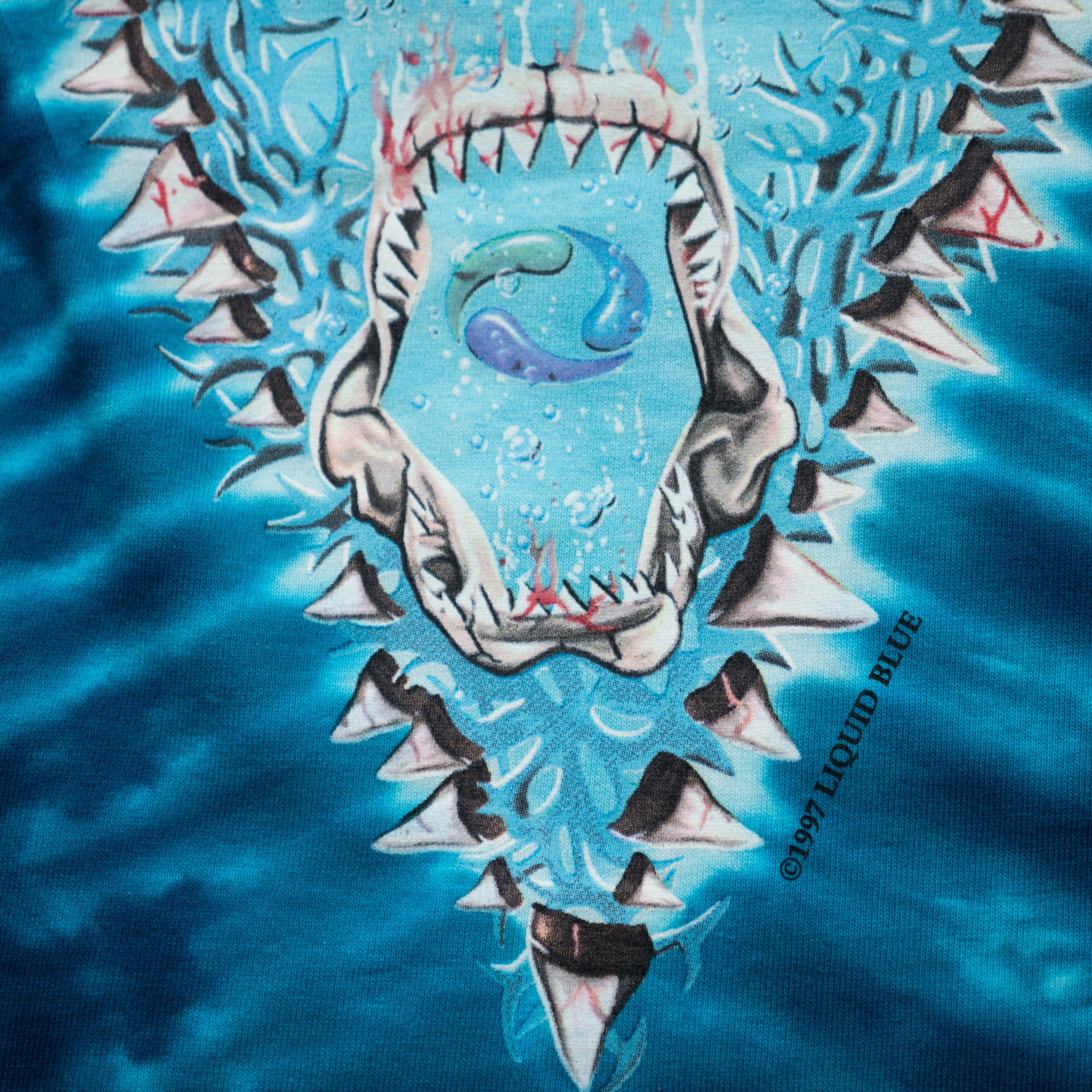 Liquid Blue × Vintage Vintage Liquid Blue Sharks Deadstock NWT T-shirt L Size US L / EU 52-54 / 3 - 3 Thumbnail