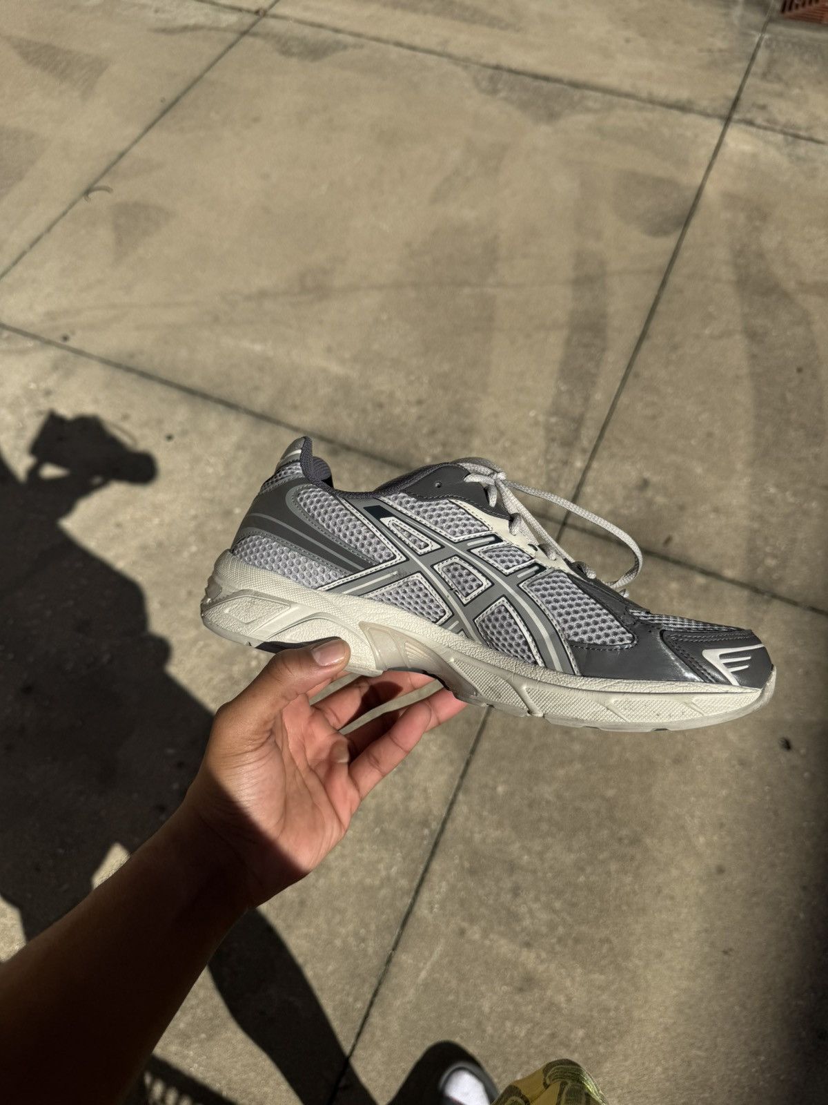 Asics ASIC Gel- 1130 Oyster grey Size US 9.5 / EU 42-43 - 2 Thumbnail