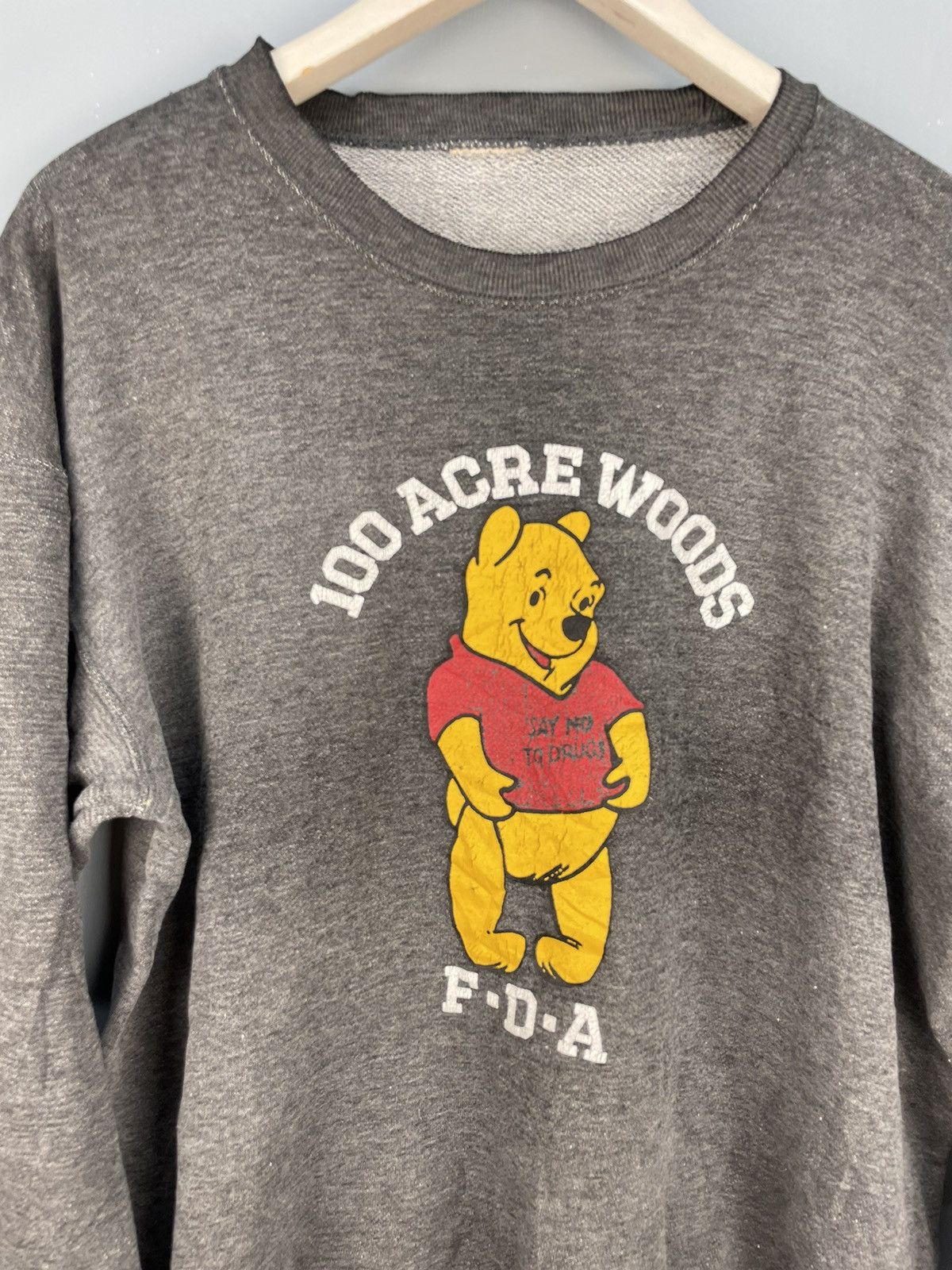 Cartoon Network Vintage 90s 100 Acre Woods FDA winnie the pooh sweatshirt Size US L / EU 52-54 / 3 - 3 Thumbnail