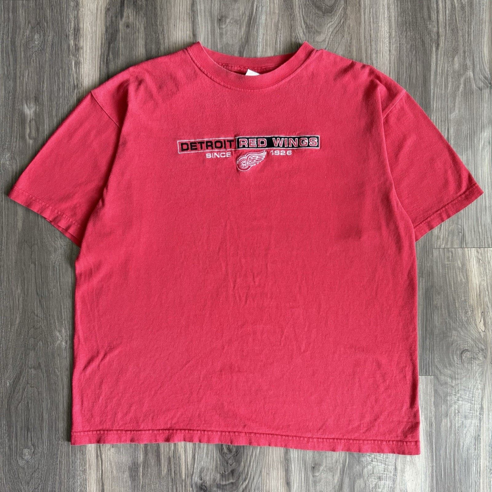 Majestic × NHL × Vintage Vintage Detroit Red Wings T-Shirt Size L NHL Hockey Size US L / EU 52-54 / 3 - 1 Thumbnail
