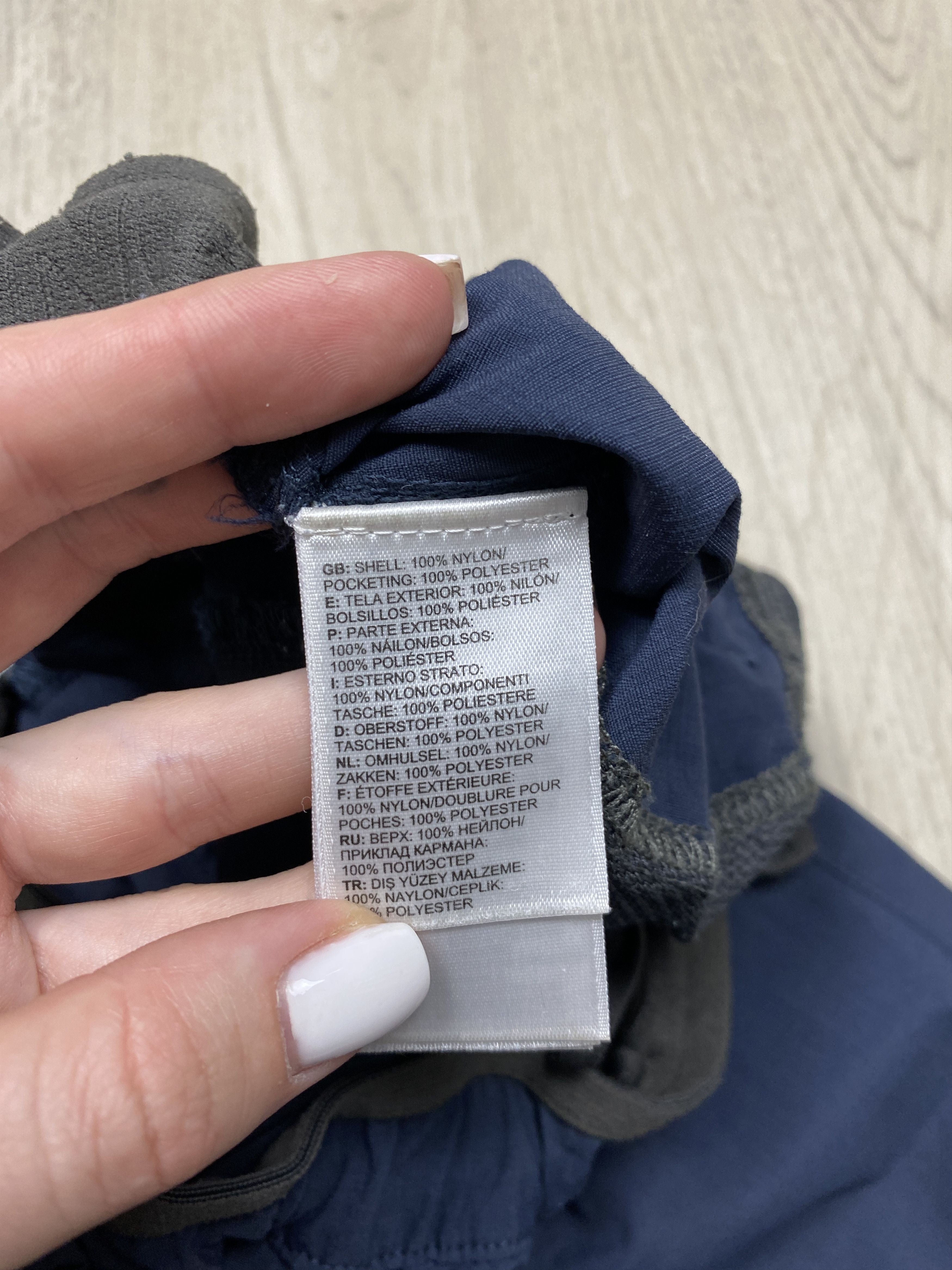 The North Face The North Face Vintage Mens Cargo Outdoor Shorts TNF Size US 32 / EU 48 - 5 Thumbnail