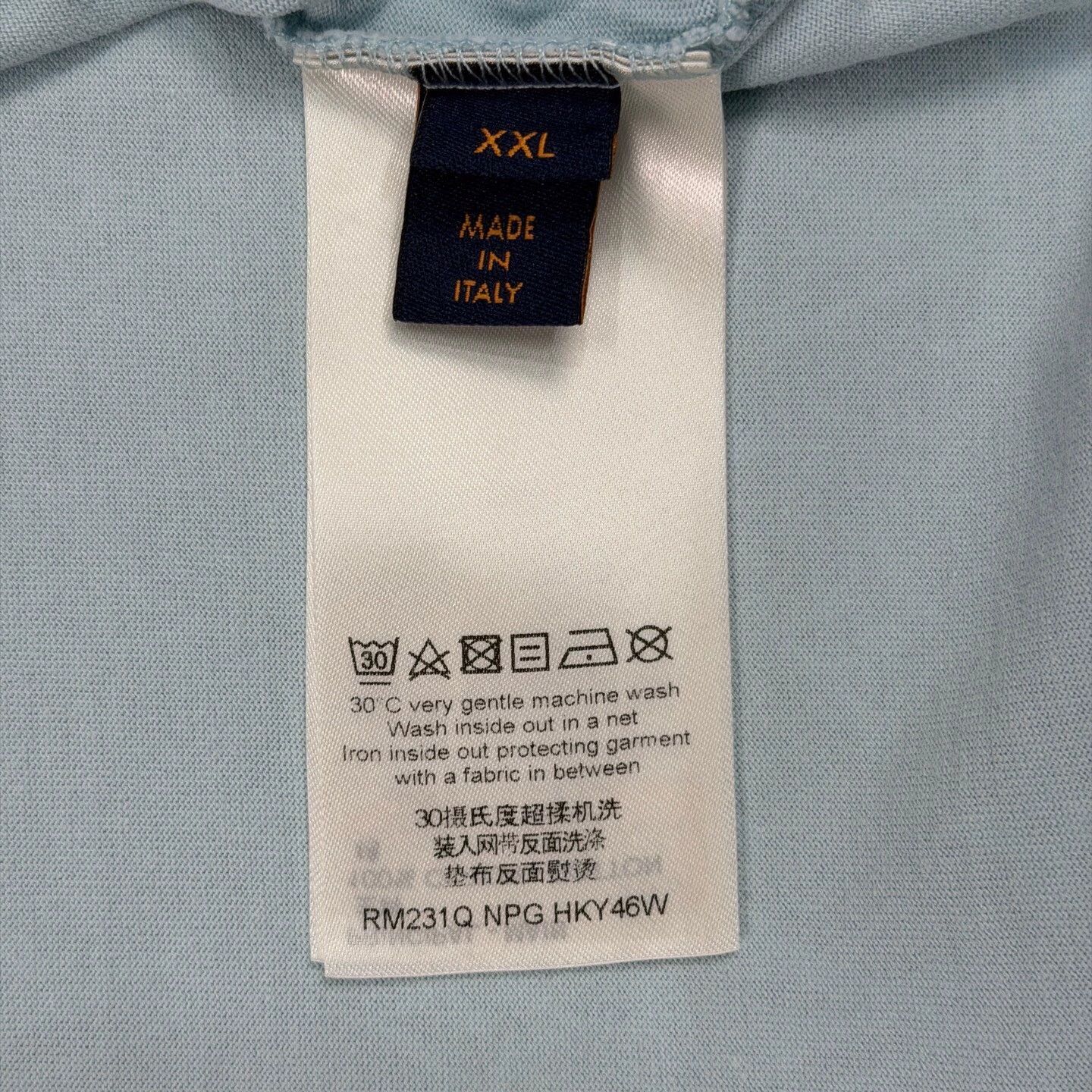Louis Vuitton LV sky blue gradient print T-shirt XXL like new Size US XXL / EU 58 / 5 - 4 Thumbnail