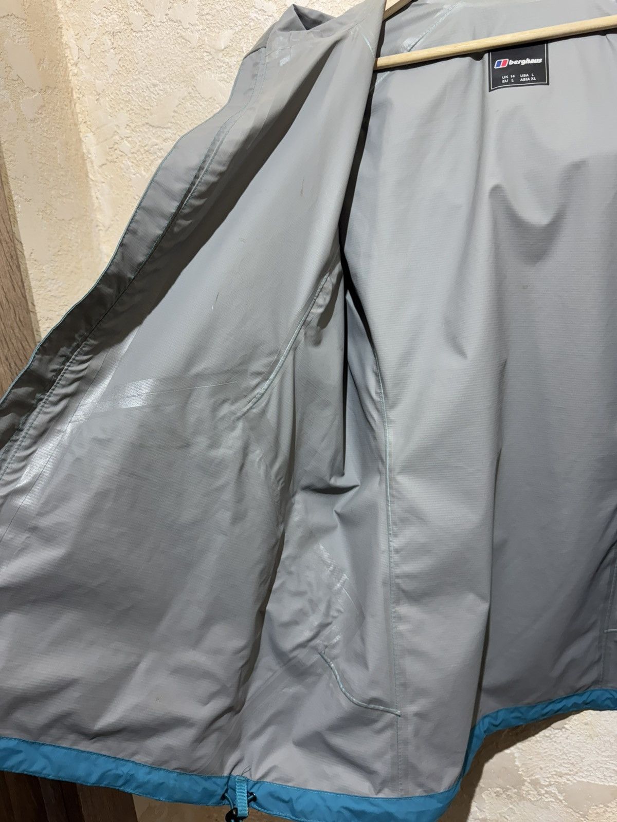 Berghaus × Outdoor Research BNWT Berghaus Women's Alluvion Shell Jacket UK14 Size L / US 10 / IT 46 - 19 Thumbnail