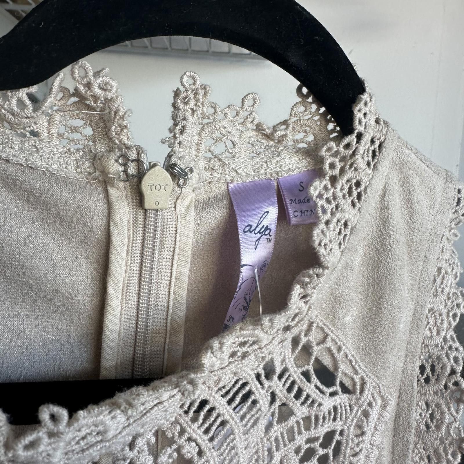 1017 ALYX 9SM Elegant Beige Lace Dress by Alya - Perfect for Any Occasion Size S / US 4 / IT 40 - 3 Thumbnail