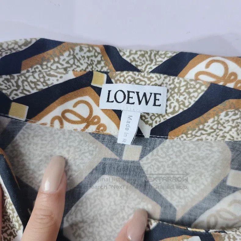 Loewe Loewe Mulberry silk shirt, autumn and winter long-sleeve Size XS / US 0-2 / IT 36-38 - 3 Thumbnail