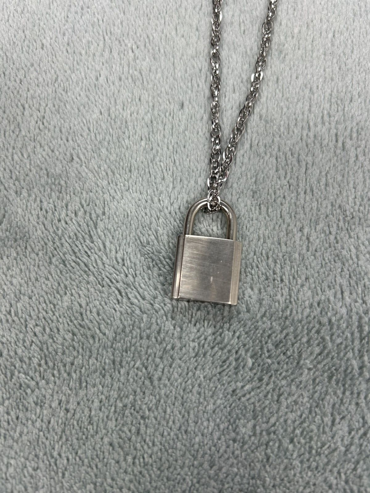Designer Prada Necklace Padlock Size ONE SIZE - 2 Thumbnail