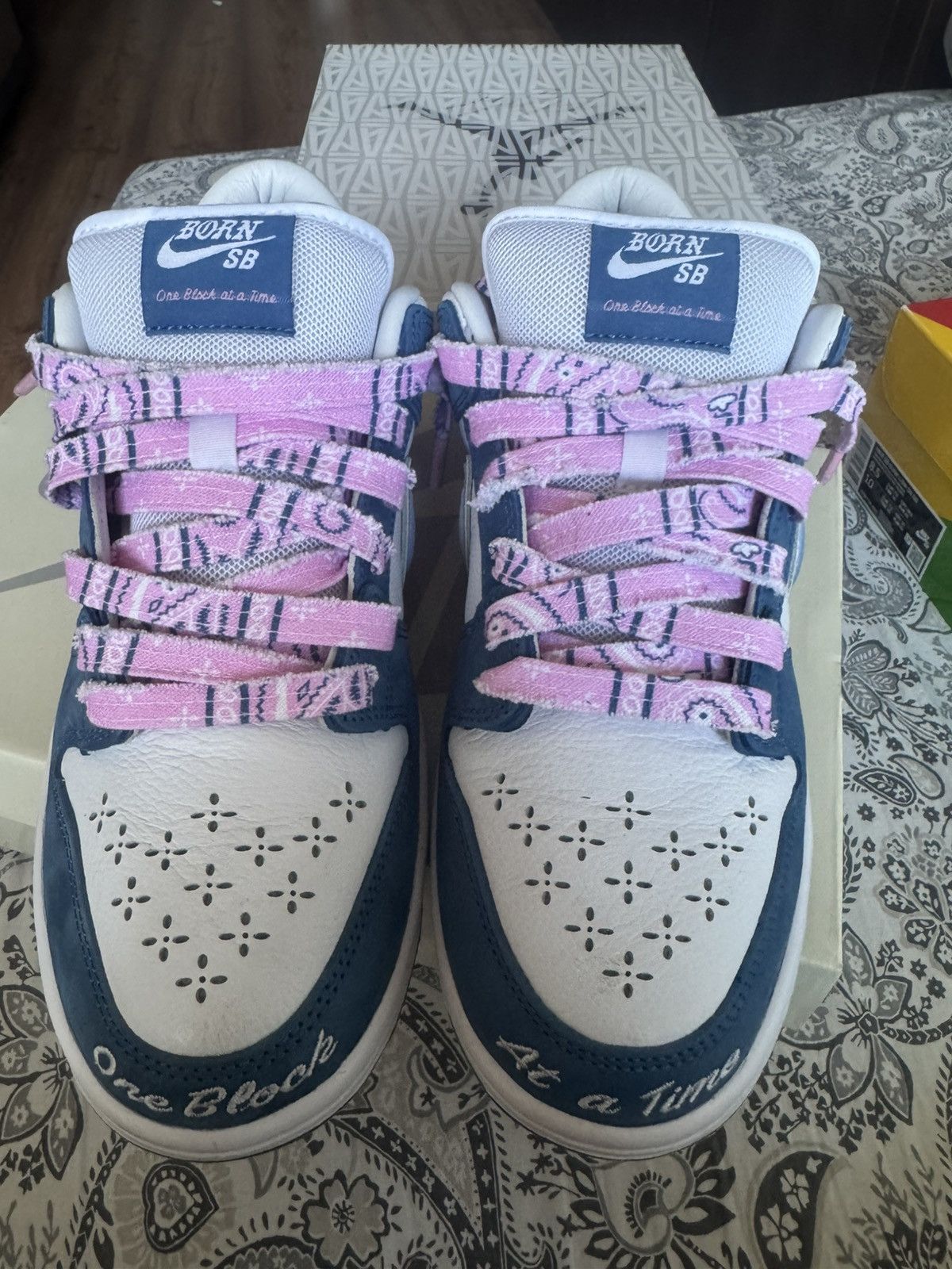 Nike Nike Sb Dunk Low Born x Raised One Block at Time 8,5US Size US 8.5 / EU 41-42 - 3 Thumbnail