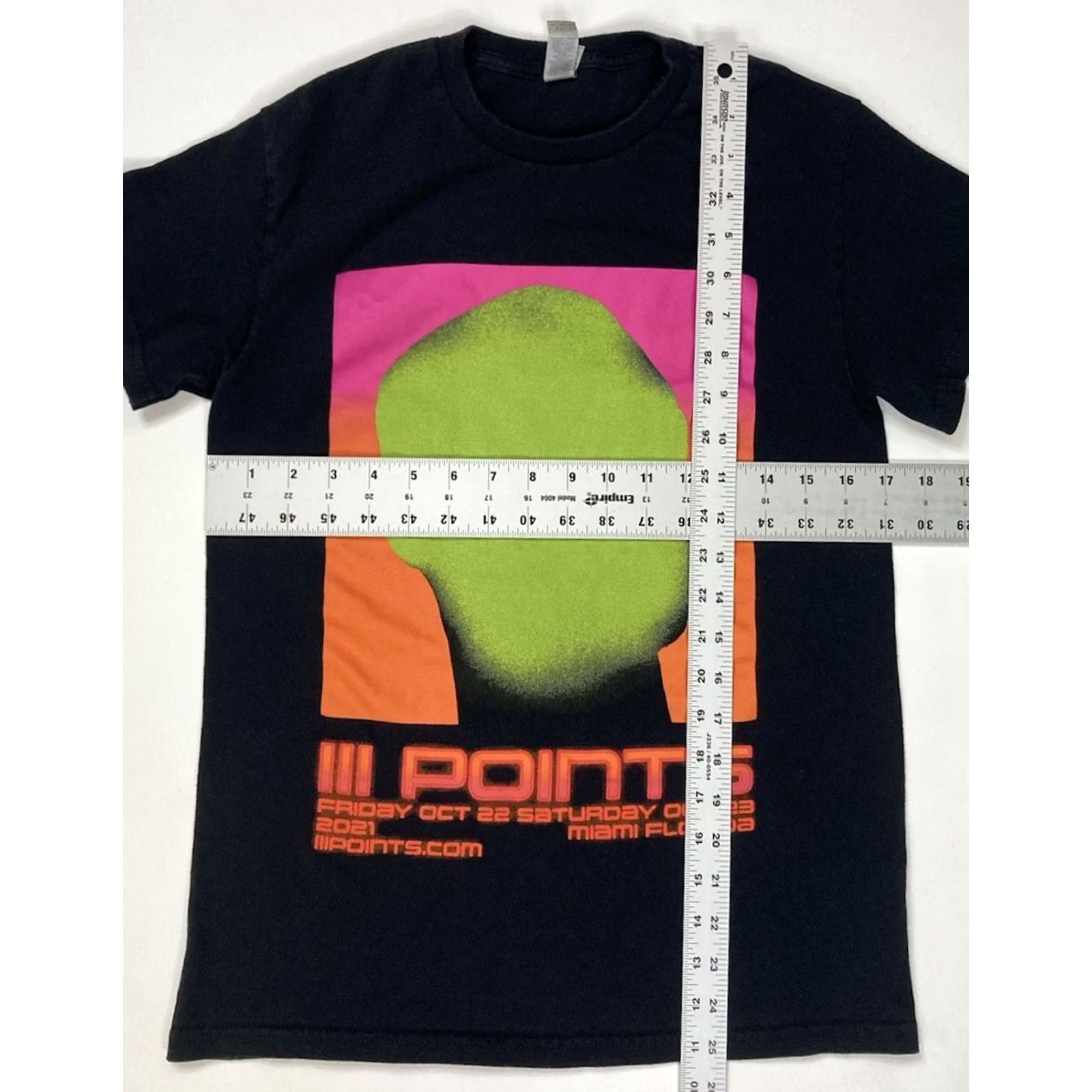 Gildan VINTAGE III Points Festival Graphic T-shirt Women Small Short Sleeve Music 3 Points Size S / US 4 / IT 40 - 6 Thumbnail