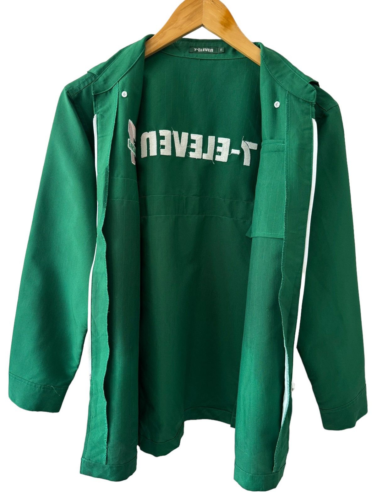 Japanese Brand Vintage 7-Eleven Uniform Jacket/Shirt Zip Up Size US M / EU 48-50 / 2 - 14 Thumbnail