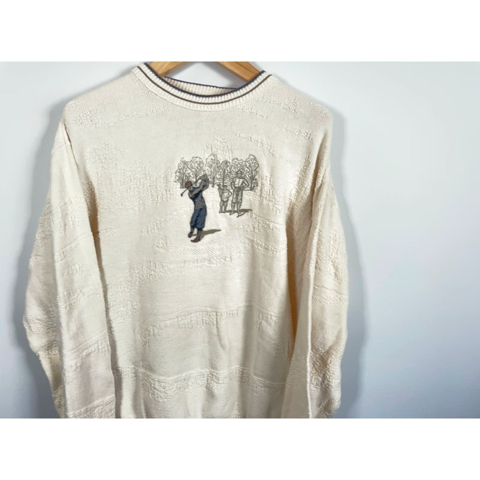 Vintage VINTAGE 90s Golf Motif Sweater Trader Bay Men Large Ivory Embroidered Knit Cotton Textured Crew Neck Pullover Casual Adults Mens Size US L / EU 52-54 / 3 - 4 Thumbnail