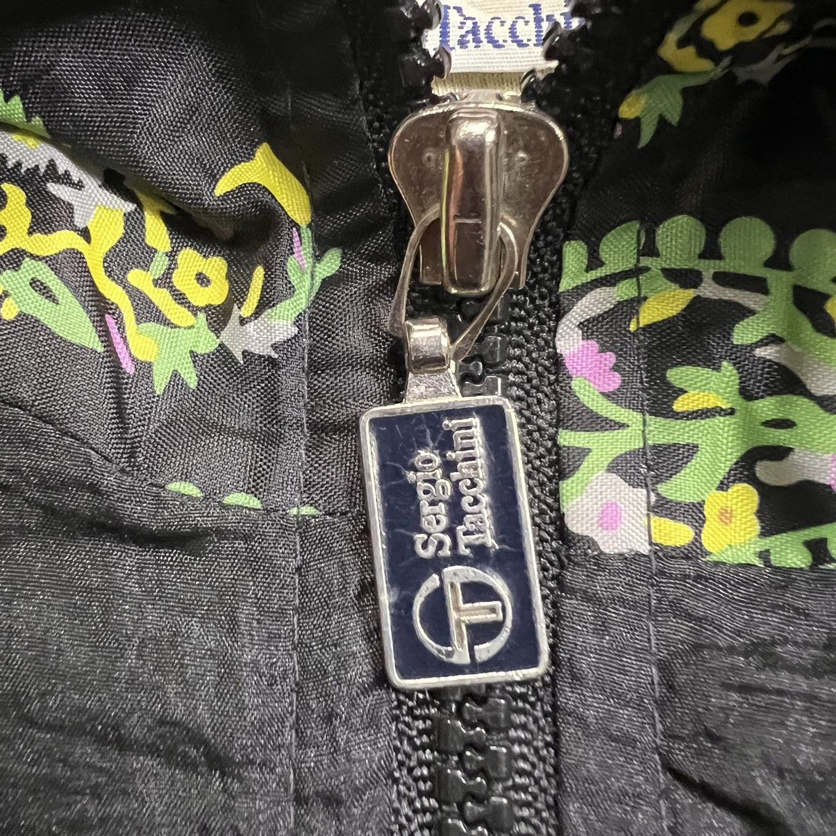 Sergio Tacchini × Vintage Vintage Mens Sergio Tacchini Windbreaker Size US L / EU 52-54 / 3 - 5 Thumbnail