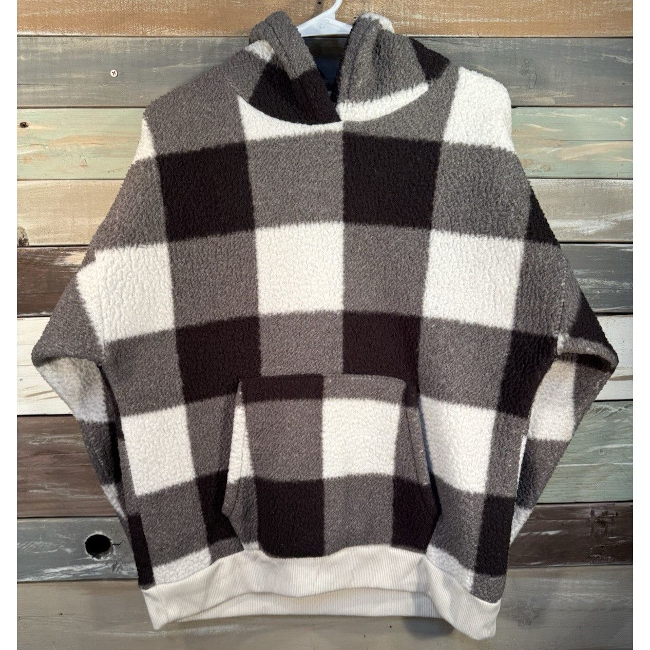 American Eagle Outfitters AMERICAN EAGLE Sherpa Hoodie M Black White Plaid Fleece Cozy Size M / US 6-8 / IT 42-44 - 1 Thumbnail
