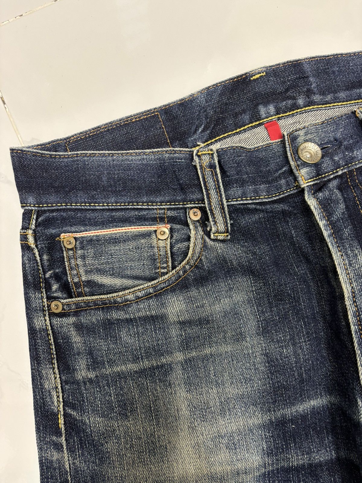 Undercover × Uniqlo Vintage S-002 Selvedge Jeans Uniqlo Selvedge Denim Jeans Size US 32 / EU 48 - 10 Thumbnail